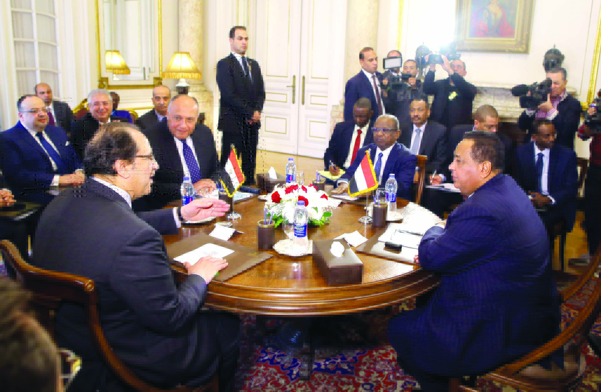 u062cu0627u0646u0628 u0645u0646 u0627u0644u0627u062cu062au0645u0627u0639 u0627u0644u0631u0628u0627u0639u064a u0641u064a u0627u0644u0642u0627u0647u0631u0629 u0628u064au0646 u0648u0632u064au0631u064a u0627u0644u062eu0627u0631u062cu064au0629 u0648u0631u0626u064au0633u064a u0627u0644u0627u0633u062au062eu0628u0627u0631u0627u062a u0641u064a u0645u0635u0631 u0648u0627u0644u0633u0648u062fu0627u0646t(u0627 u0641 u0628)