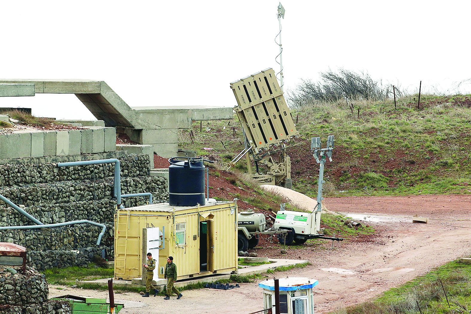 u0628u0637u0627u0631u064au0629 u0645u0636u0627u062fu0629 u0644u0644u0635u0648u0627u0631u064au062e u0641u064a u0645u0648u0642u0639 u0639u0633u0643u0631u064a u0625u0633u0631u0627u0626u064au0644u064a u0641u064a u0628u0644u062fu0629 u0645u062cu062fu0644 u0634u0645u0633 u0628u0645u0631u062au0641u0639u0627u062a u0627u0644u062cu0648u0644u0627u0646 u0627u0644u0633u0648u0631u064a u0627u0644u0645u062du062au0644t (u0631u0648u064au062au0631u0632)