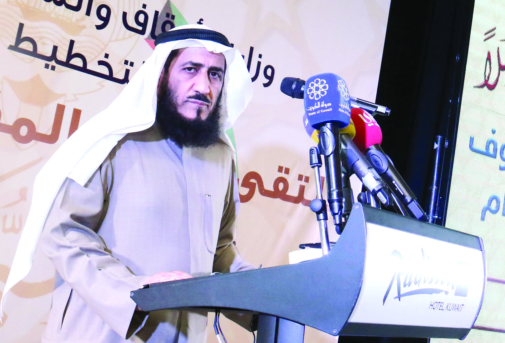 u0639u0645u0627u062fu064a u0645u0644u0642u064au0627u064b u0643u0644u0645u062au0647 u0641u064a u0627u0644u0645u0644u062au0642u0649 t(u062au0635u0648u064au0631 u0628u0633u0627u0645 u0632u064au062fu0627u0646)