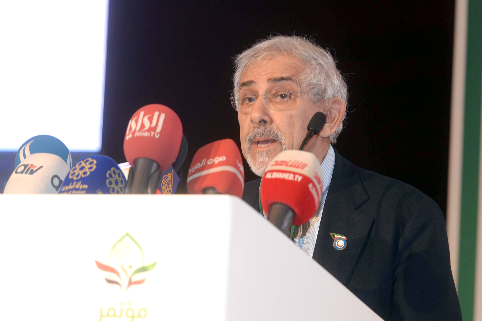 u0627u0644u0633u0627u064au0631 u0645u062au062du062fu062bu0627u064b