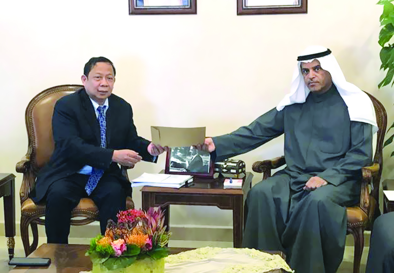 u0627u0644u0633u0639u064au062f u064au0633u0644u0651u0645 u0627u0644u0633u0641u064au0631 u0627u0644u0641u064au0644u0628u064au0646u064a u0627u0644u062au0642u0631u064au0631