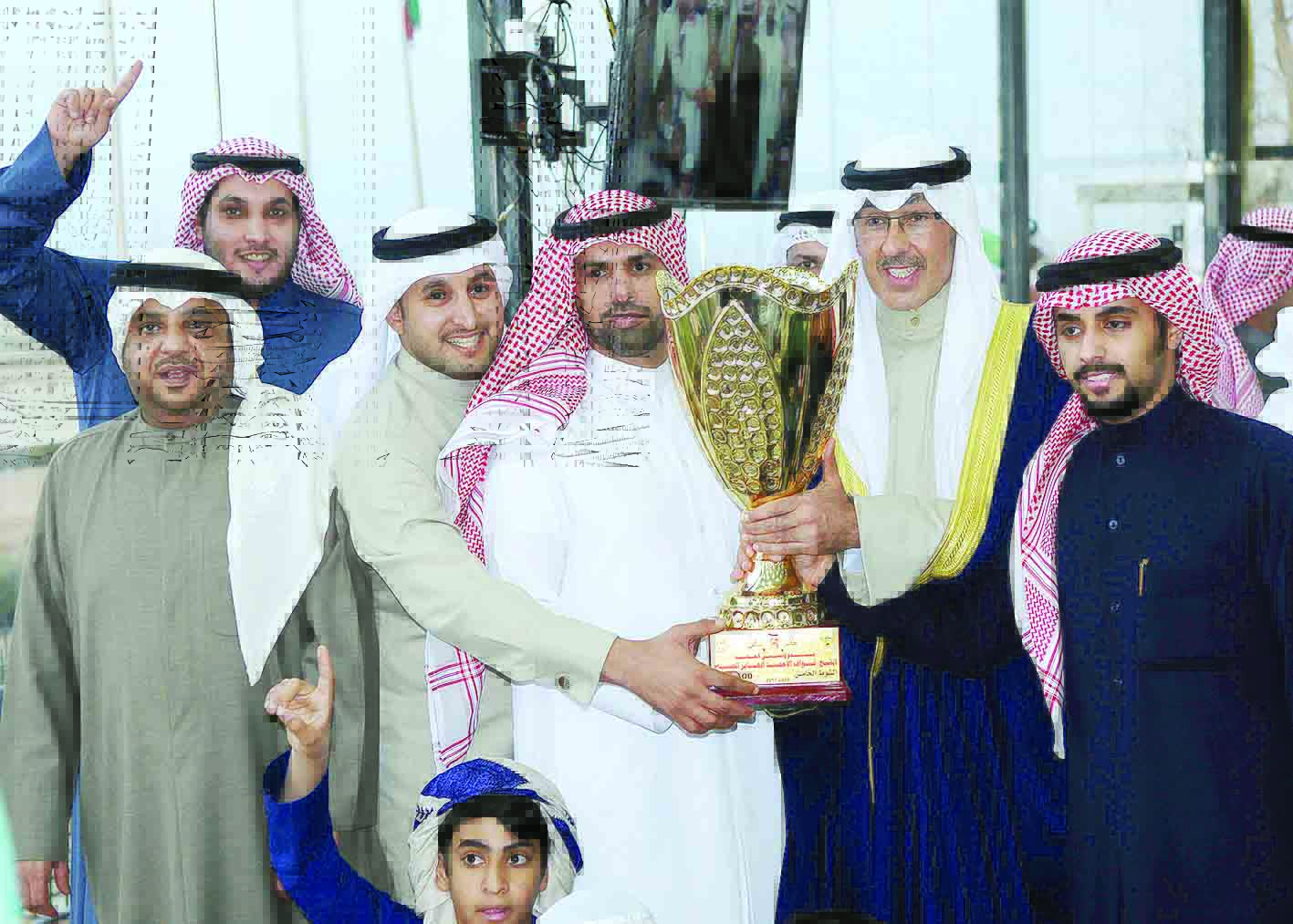 u0645u062du0627u0641u0638 u0627u0644u0623u062du0645u062fu064a u064au0633u0644u0645 u0627u0644u0643u0623u0633 u0625u0644u0649 u062eu0627u0644u062f u0627u0644u0639u062au064au0628u064a 