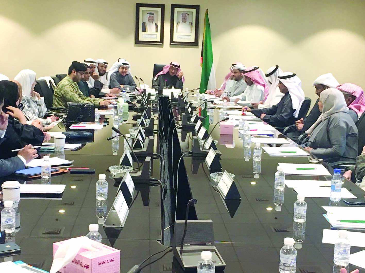 u0627u0644u0631u0634u064au062fu064a u0645u062au0631u0626u0633u0627u064b u0627u062cu062au0645u0627u0639 u0644u062cu0646u0629 u062au0631u0634u064au062f u0627u0644u0643u0647u0631u0628u0627u0621 u0648u0627u0644u0645u0627u0621