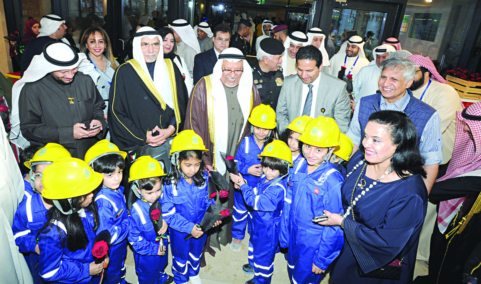 أحفاد موظفي النفط المشاركين في إطفاء الآبار بعد الغزو