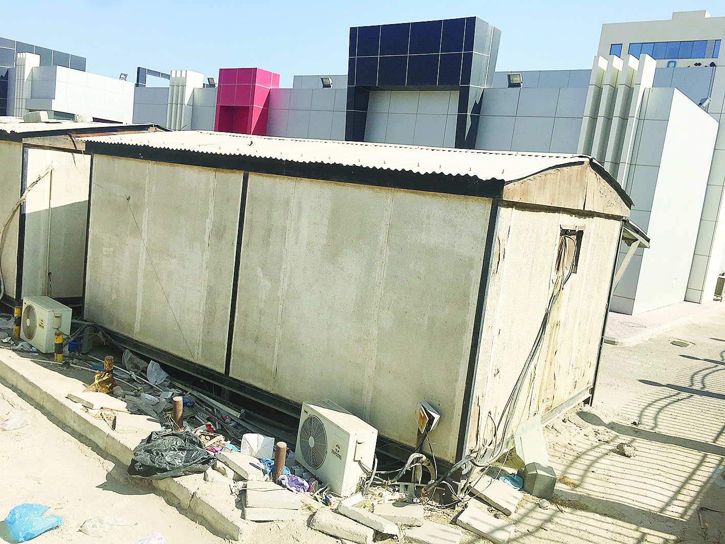 إحدى الشبرات التي تحولت إلى مأوى للحيوانات والقوارض