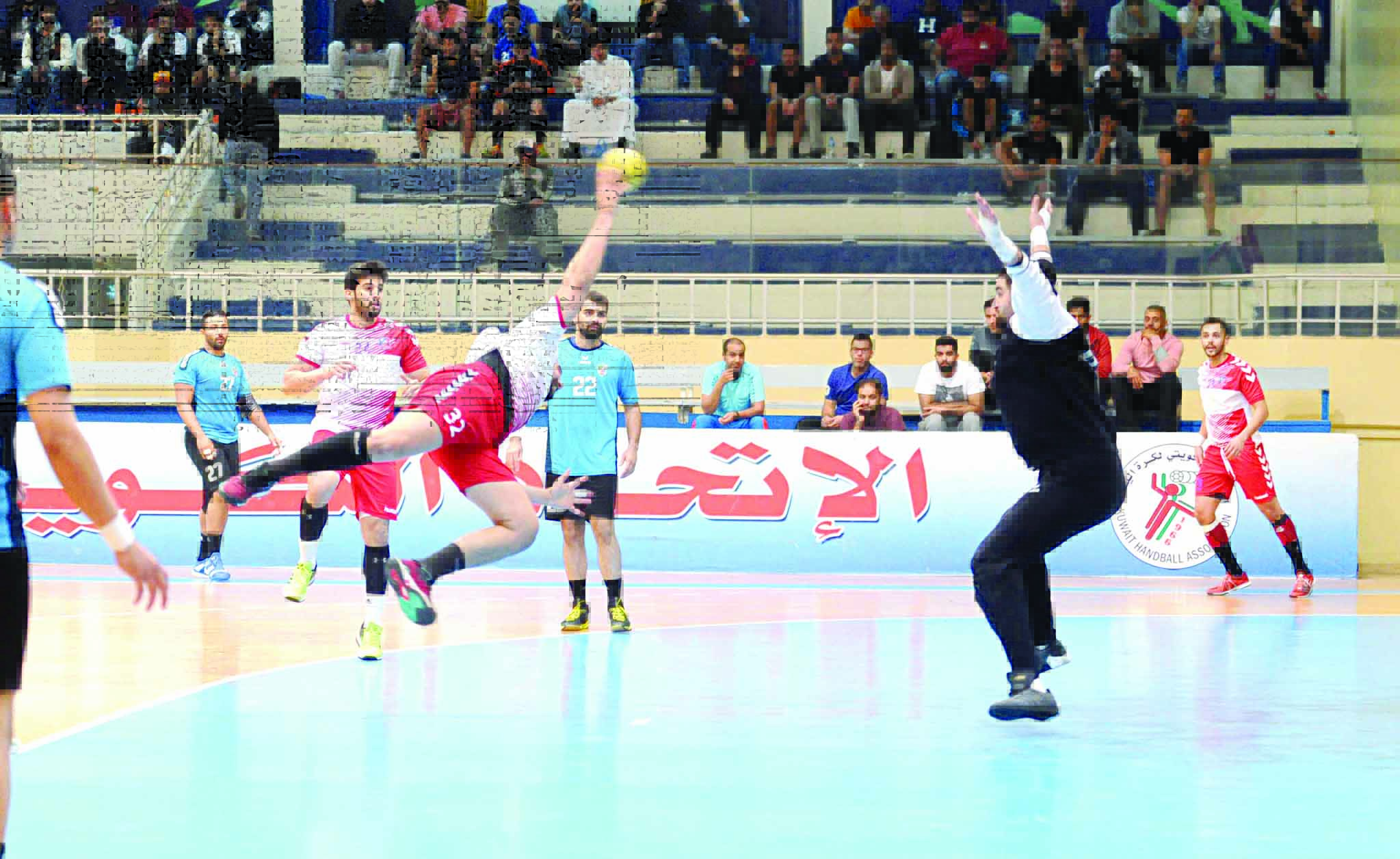 u0644u0627u0639u0628 u00abu0627u0644u0643u0648u064au062au00bb u0639u0628u062fu0627u0644u0631u062du0645u0646 u0627u0644u0628u0627u0644u0648u0644 u064au0635u0648u0628 u0639u0644u0649 u0645u0631u0645u0649 u0627u0644u0633u0627u0644u0645u064au0629t (u062au0635u0648u064au0631 u0637u0627u0631u0642 u0639u0632u0627u0644u062fu064au0646)