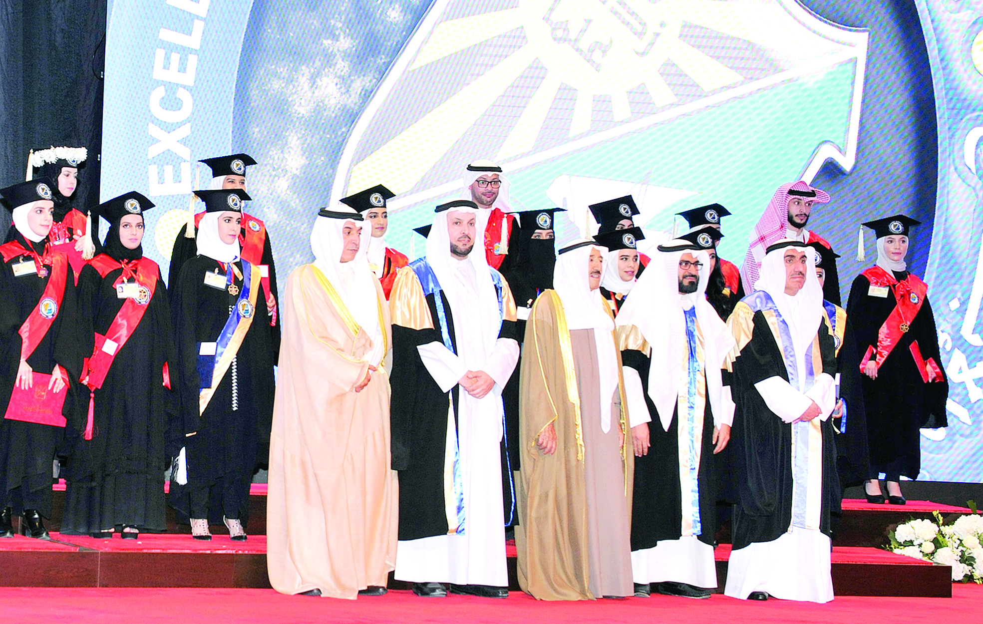 صاحب السمو وفائقات كلية العلوم الاجتماعية