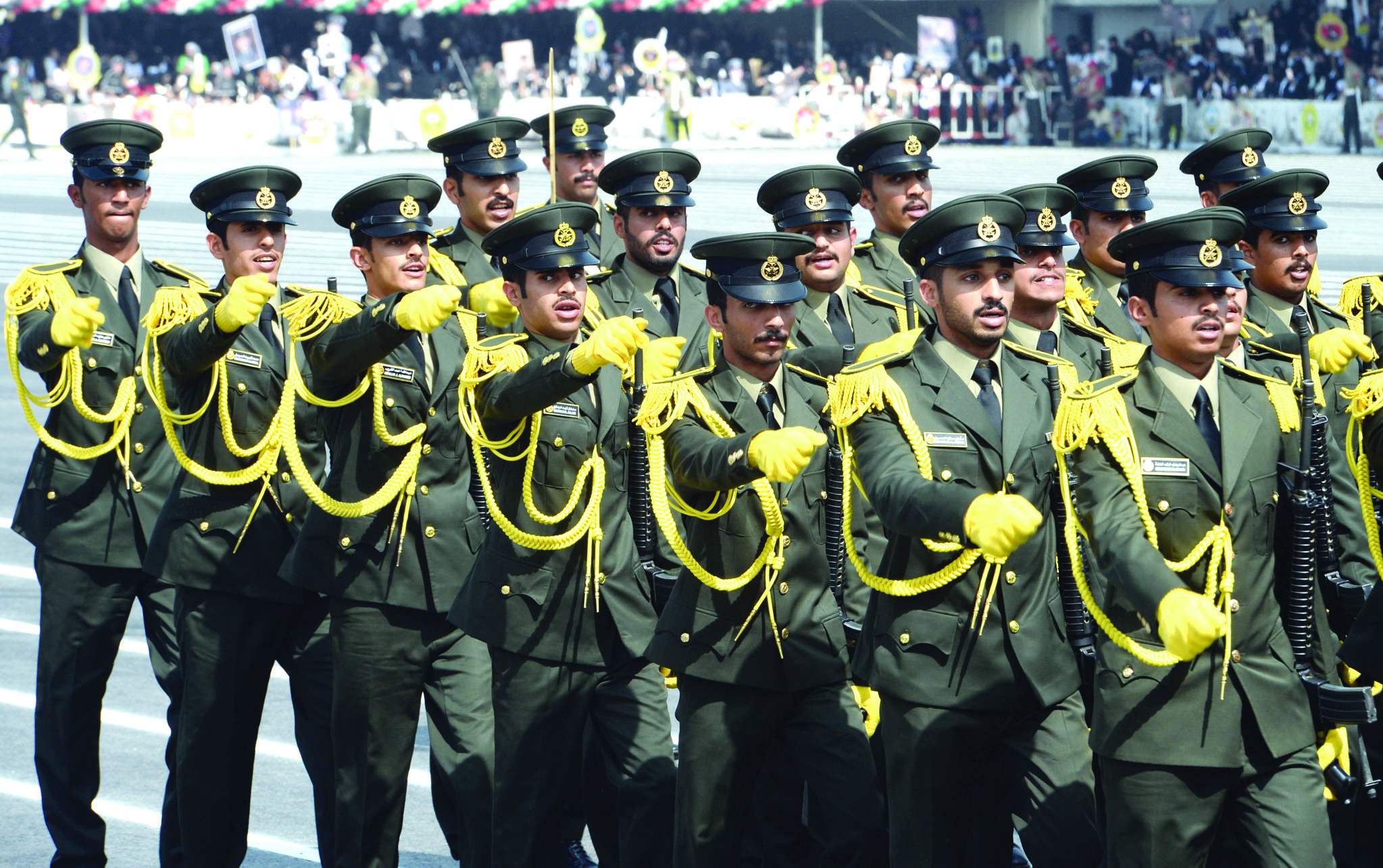 جانب من استعراض الخريجين