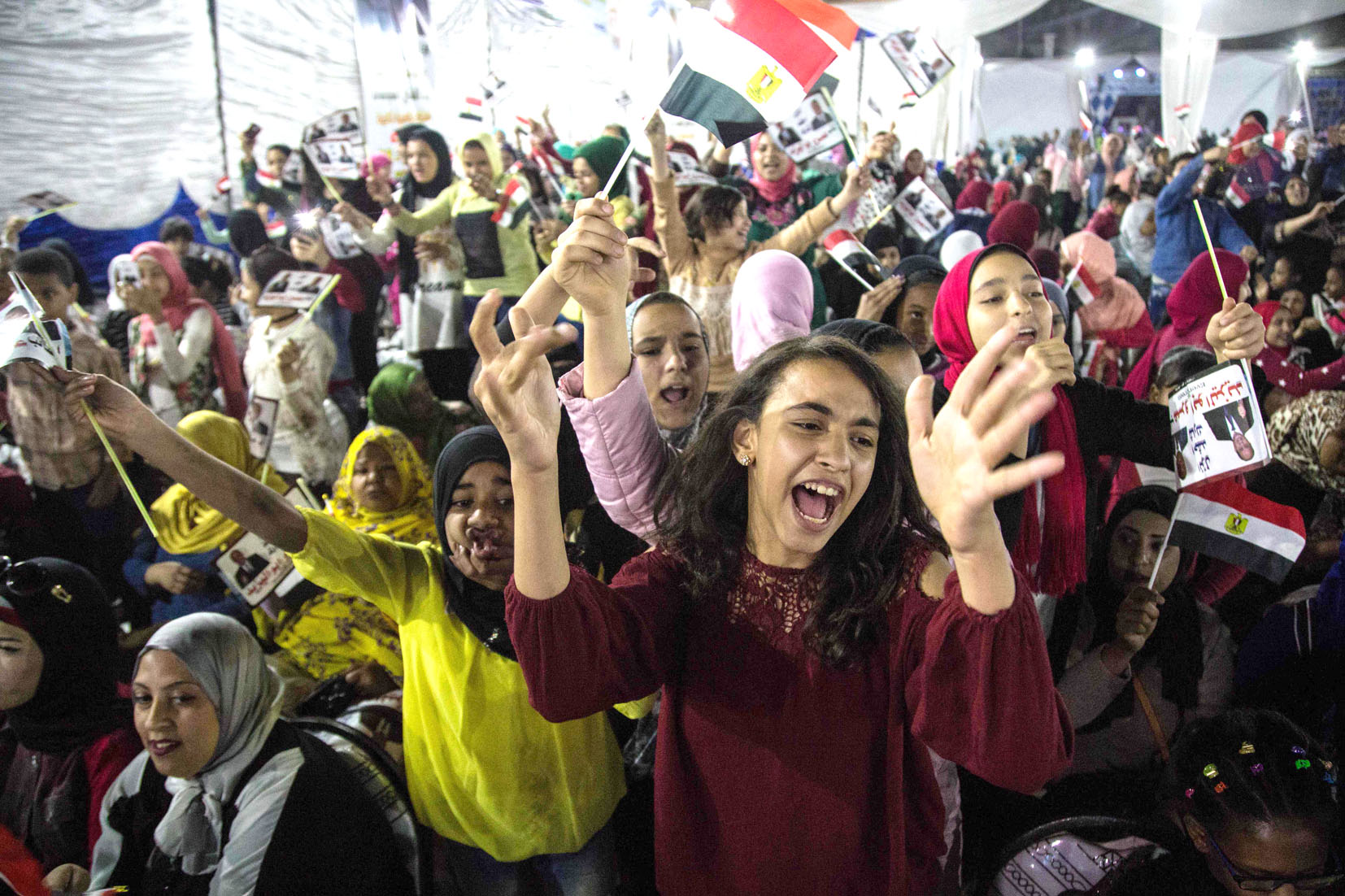 u0645u0647u0631u062cu0627u0646 u0627u0646u062au062eu0627u0628u064a u062fu0639u0645u0627u064b u0644u0644u0633u064au0633u064a u0641u064a u0627u0644u0642u0627u0647u0631u0629 t(u0627 u0641 u0628)