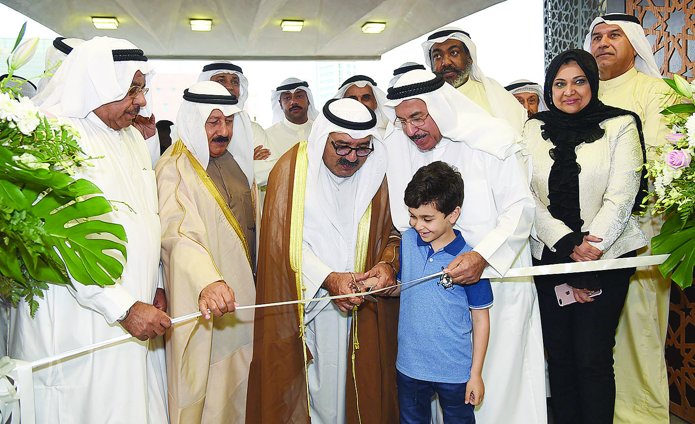 u0627u0644u0634u064au062e u0646u0627u0635u0631 u0635u0628u0627u062d u0627u0644u0623u062du0645u062f u064au0641u062au062au062d u0627u0644u0645u0639u0631u0636t  (u062au0635u0648u064au0631 u0643u0631u0645 u0630u064au0627u0628)