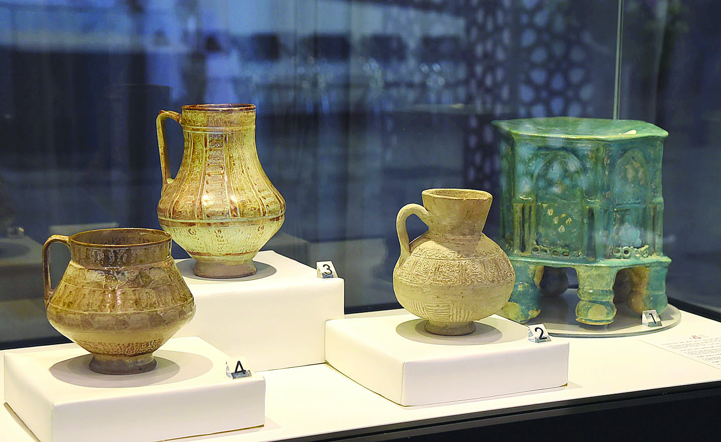 من المقتنيات الفنية