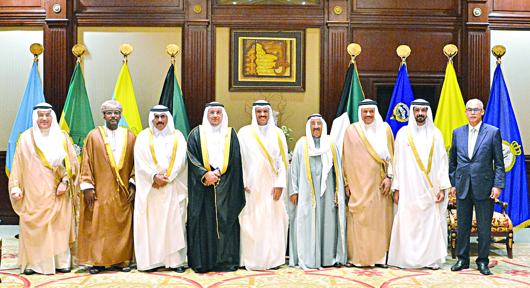 u0633u0645u0648 u0627u0644u0623u0645u064au0631 u0645u0633u062au0642u0628u0644u0627u064b u0627u0644u0632u064au0627u0646u064a u0648u0627u0644u0647u0627u0634u0644 u0648u0627u0644u0645u062du0627u0641u0638u064au0646 u0627u0644u062eu0644u064au062cu064au064au0646