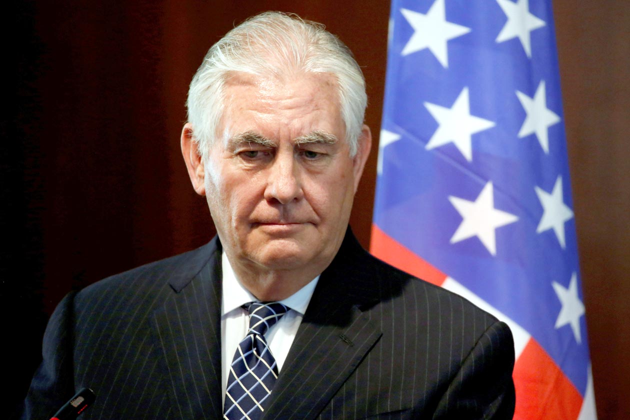 تيلرسون خالف رأي ترامب وعارضه في ملفات عدة 