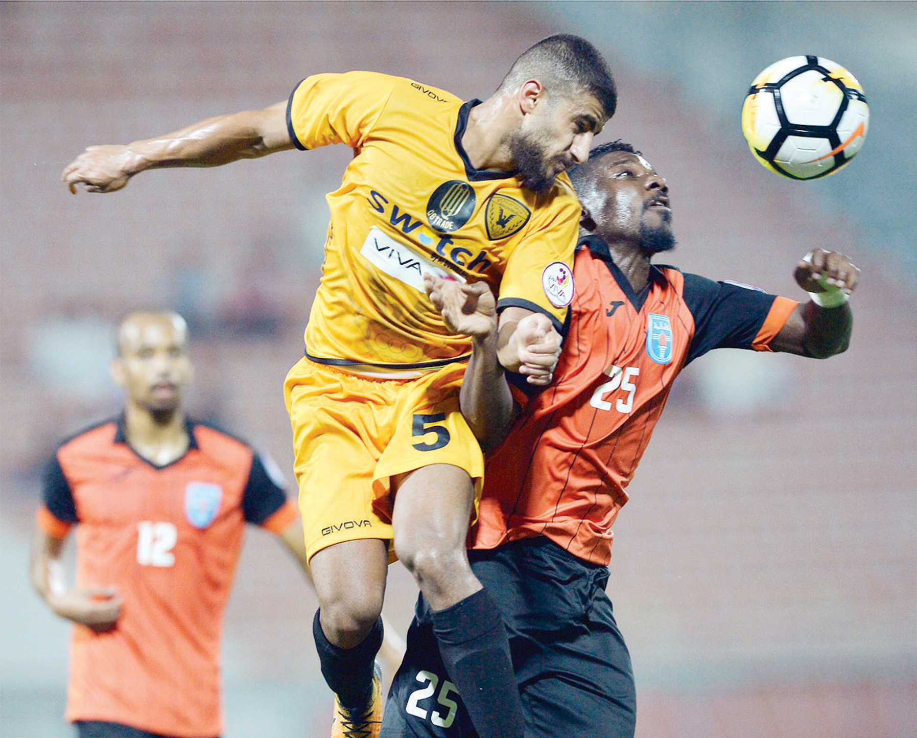 u0635u062fu0627u0645 u0642u0648u064a u0645u0646u062au0638u0631 u0628u064au0646 u0627u0644u0642u0627u062fu0633u064au0629 u0648u0643u0627u0638u0645u0629... u0627u0644u0644u064au0644u0629t(u0627u0644u0623u0632u0631u0642 u062fu0648u062a u0643u0648u0645)