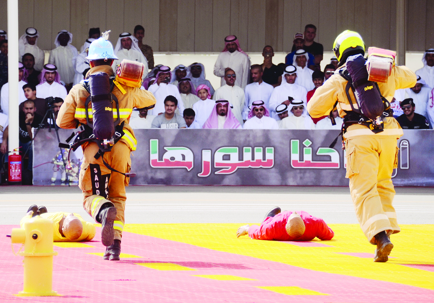 عرض تدريبي في حفل التخرج