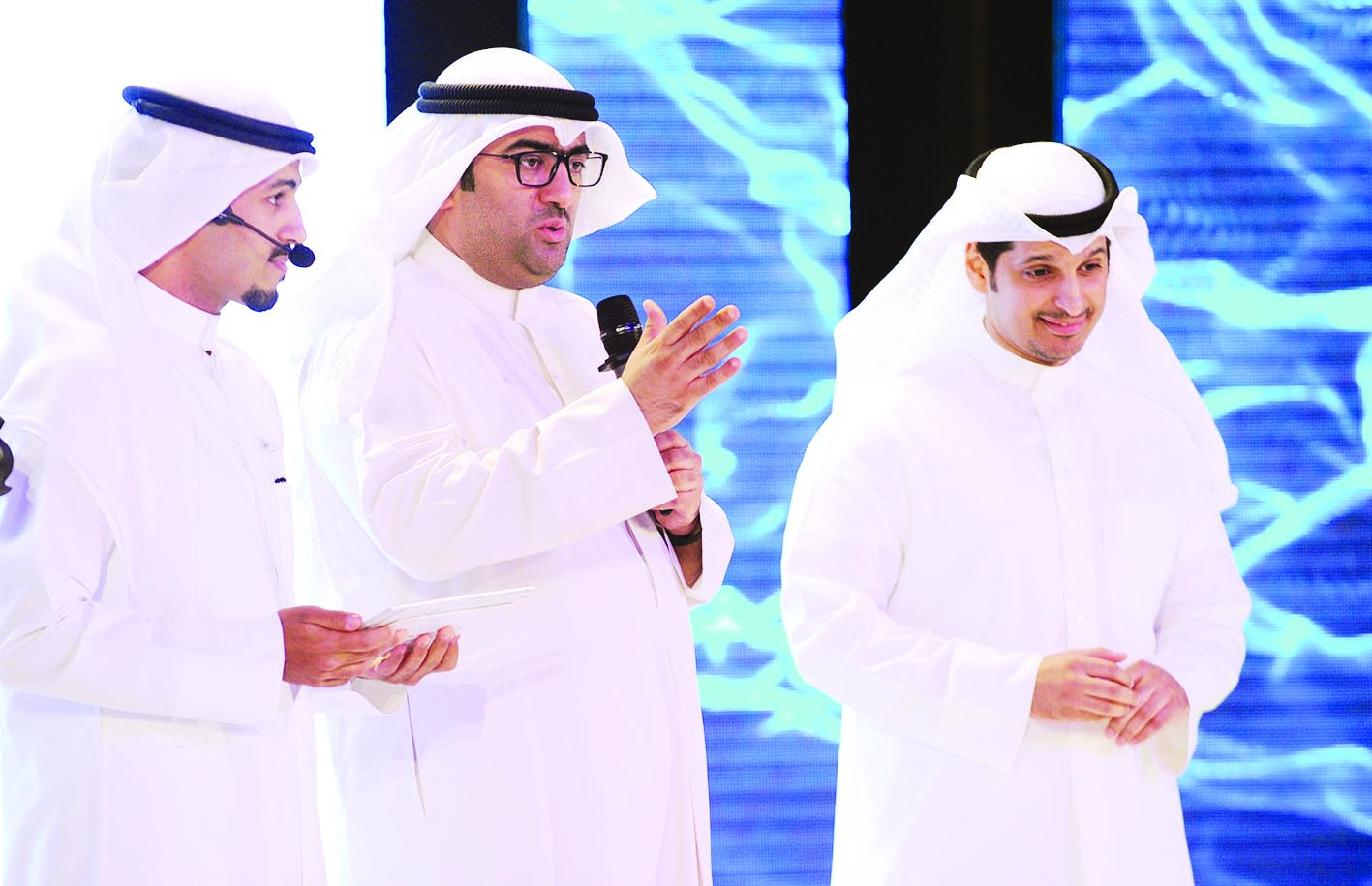 u0627u0644u0631u0648u0636u0627u0646 u0645u062au062du062fu062bu0627u064b u062eu0644u0627u0644 u0627u0644u062du0641u0644