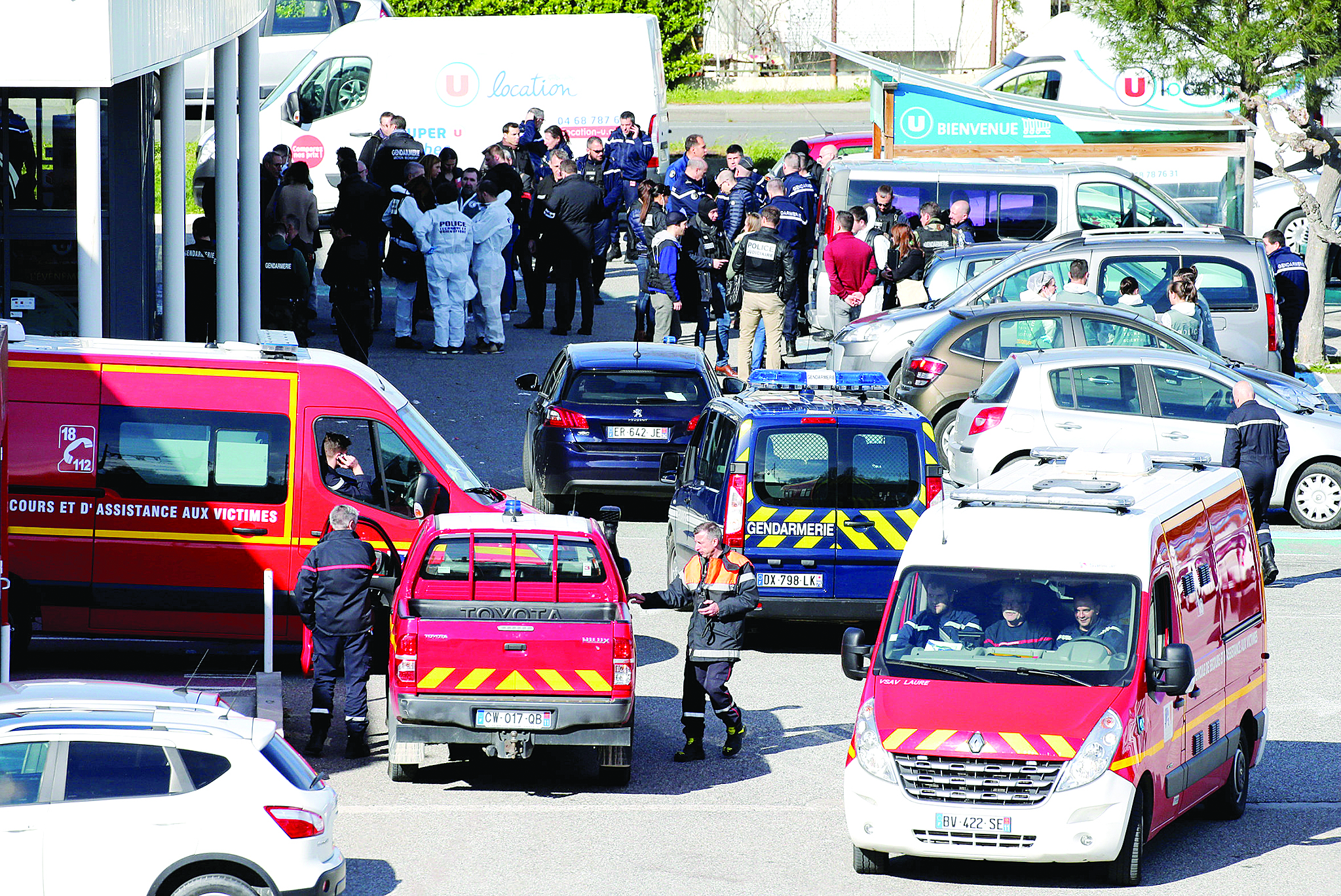 u0639u0646u0627u0635u0631 u0627u0644u0634u0631u0637u0629 u0627u0644u0641u0631u0646u0633u064au0629 u0642u0631u0628 u0645u0643u0627u0646 u0627u0644u0627u062du062au062cu0627u0632 t(u0631u0648u064au062au0631u0632) 