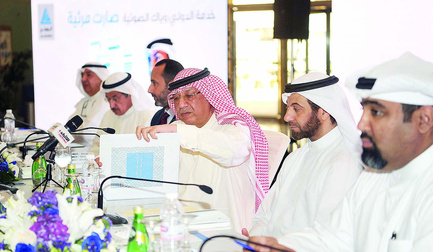 جانب من المناقشات 