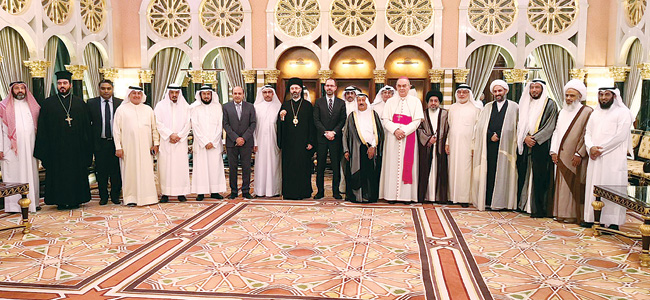 u0627u0644u0645u0628u0639u0648u062b u0627u0644u0623u0645u064au0631u0643u064a u064au062au0648u0633u0637 u0627u0644u062du0636u0648u0631 u0641u064a u062fu064au0648u0627u0646u064au0629 u062cu0648u0627u062f u0628u0648u062eu0645u0633u064au0646