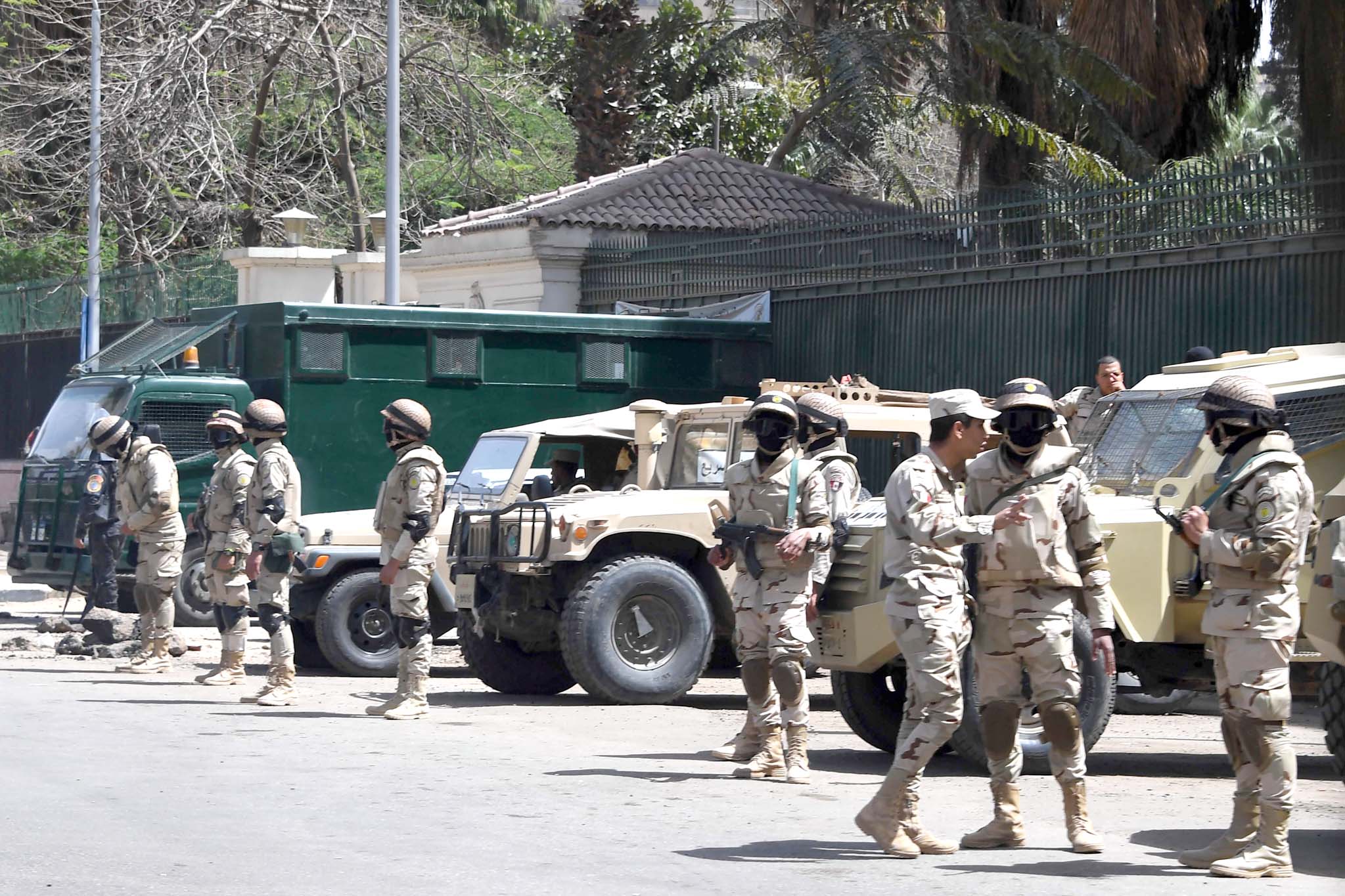 u0627u0646u062au0634u0627u0631 u0644u0644u062cu064au0634 u0648u0633u0637 u0627u0644u0642u0627u0647u0631u0629 u0623u0645u0633 u0641u064a u0625u0637u0627u0631 u0627u0644u0625u062cu0631u0627u0621u0627u062a u0627u0644u0623u0645u0646u064au0629 u0627u0644u0645u0634u062fu062fu0629t (u0627 u0641 u0628)