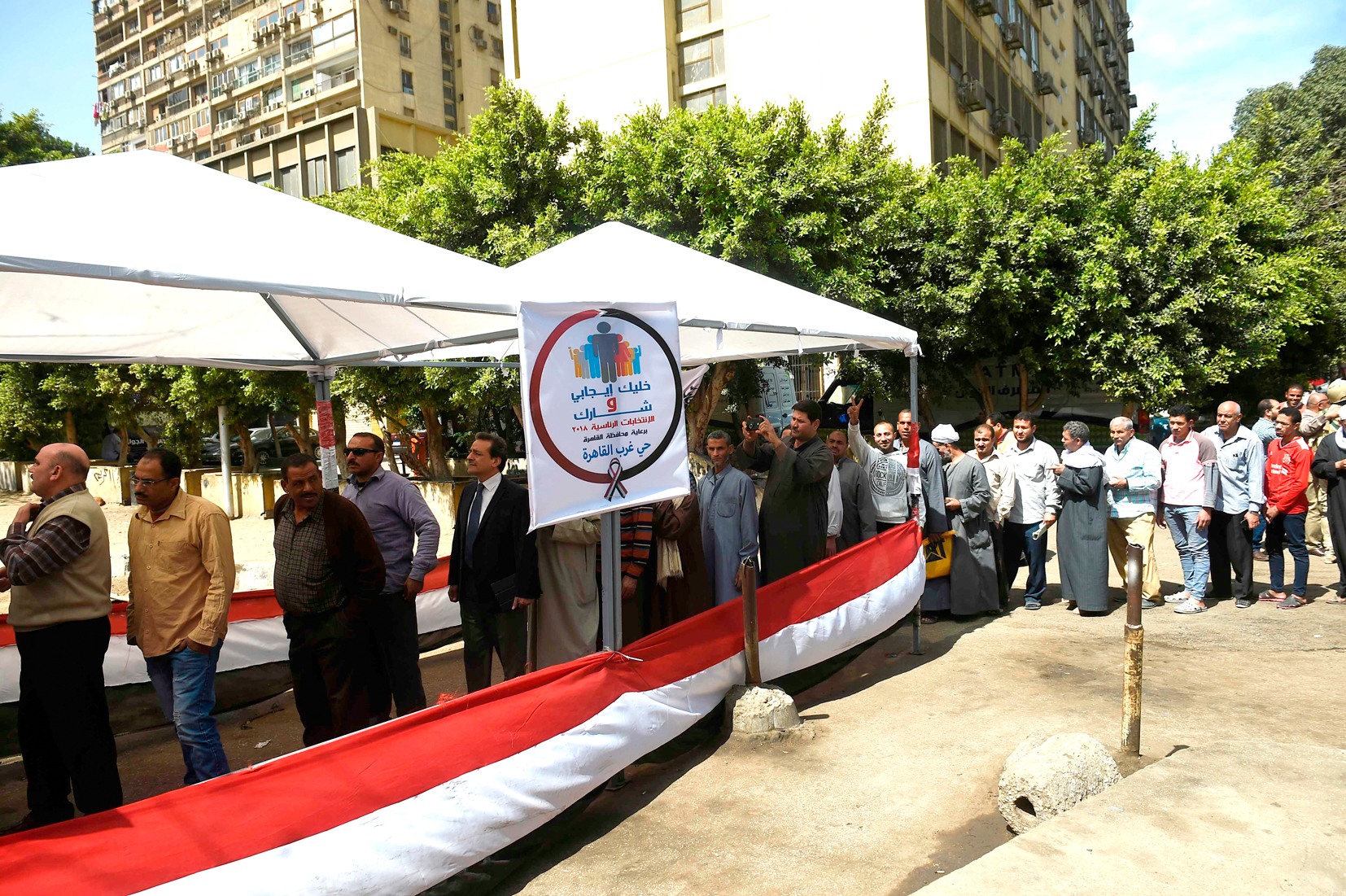 u0646u0627u062eu0628u0648u0646 u064au0646u062au0638u0631u0648u0646 u062fu0648u0631u0647u0645 u0644u0644u0625u062fu0644u0627u0621 u0628u0623u0635u0648u0627u062au0647u0645 u0641u064a u0623u062du062f u0645u0631u0627u0643u0632 u0627u0644u0627u0642u062au0631u0627u0639 u0628u0627u0644u0642u0627u0647u0631u0629t (u0627 u0641 u0628)