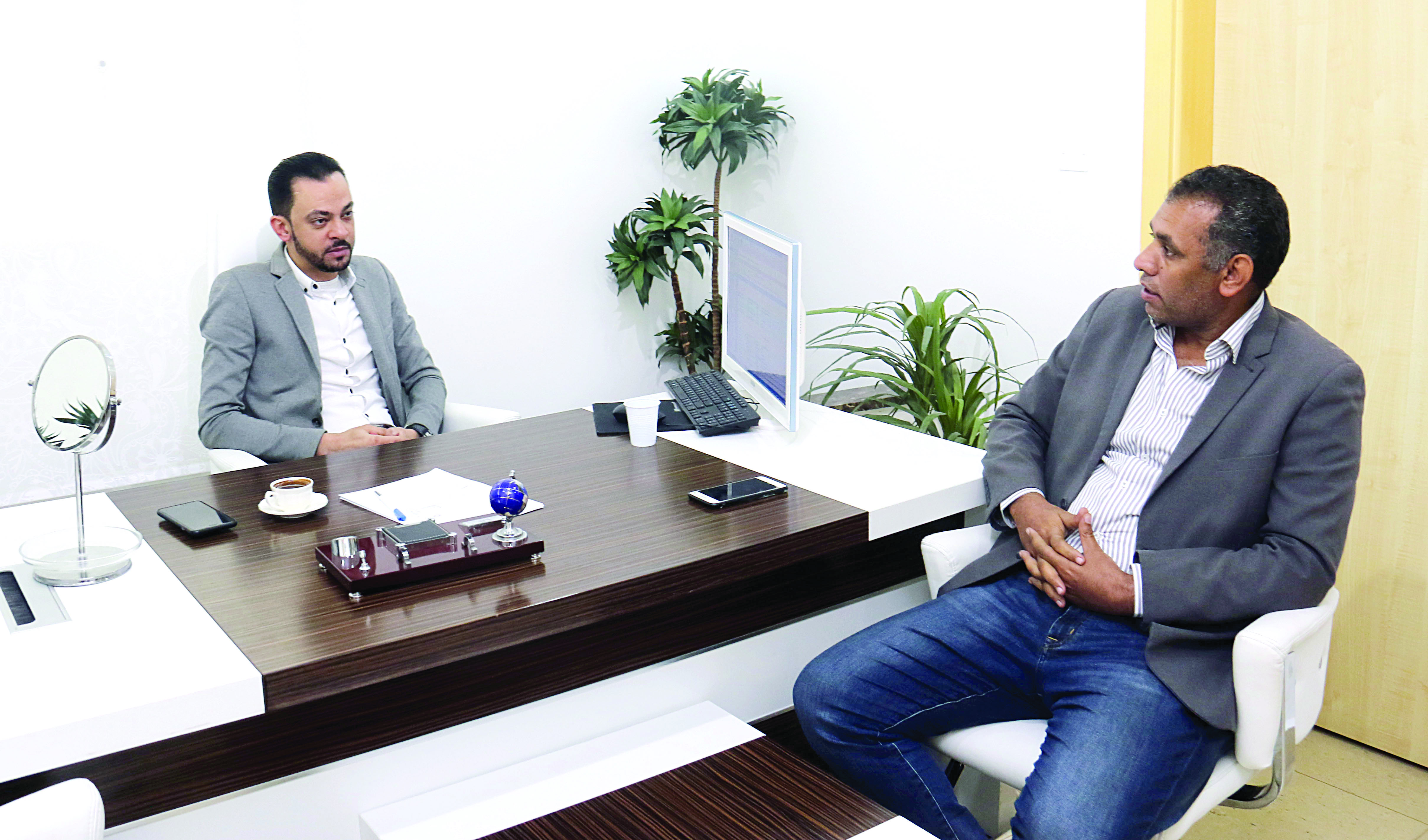 u0645u062eu0627u0626u064au0644 u064au062au062du062fu062b u0644u0644u0632u0645u064au0644 u0639u0645u0631 u0627u0644u0639u0644u0627u0633    t(u062au0635u0648u064au0631 u0628u0633u0627u0645 u0632u064au062fu0627u0646)