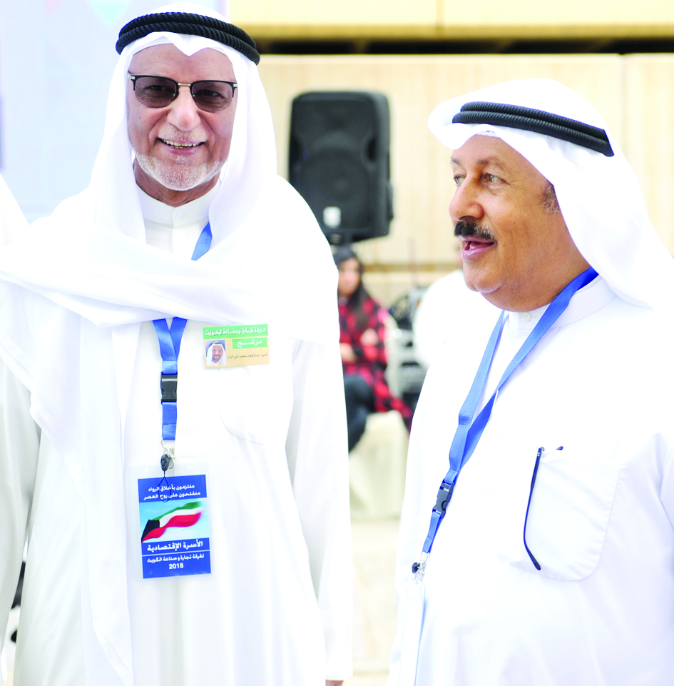 جواد بوخمسين وعبدالوهاب الوزان	 (تصوير سعد هنداوي)