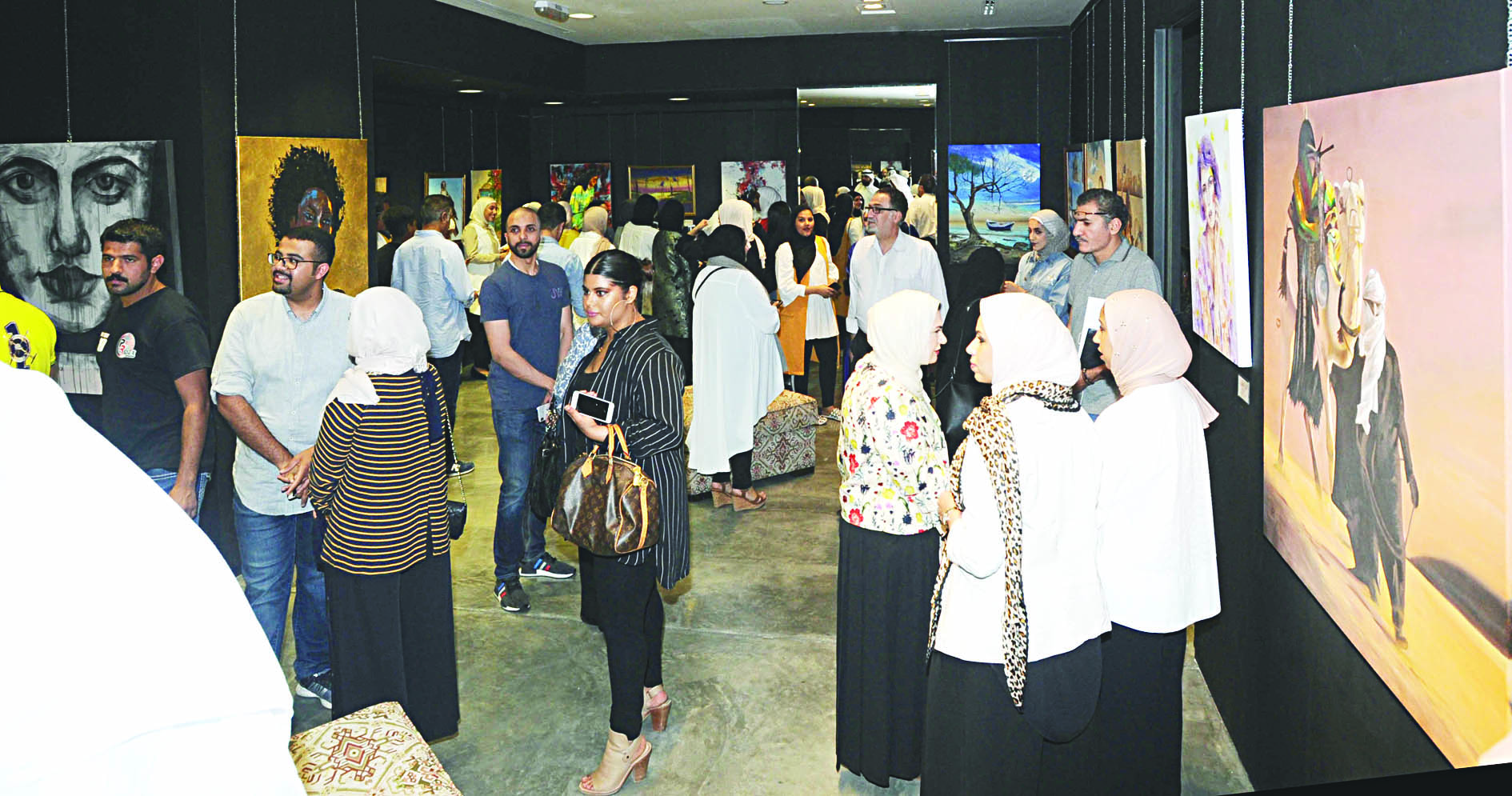 جانب من المعرض