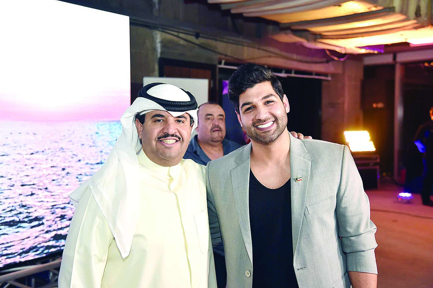 ... ومع الشيخ دعيج الخليفة 