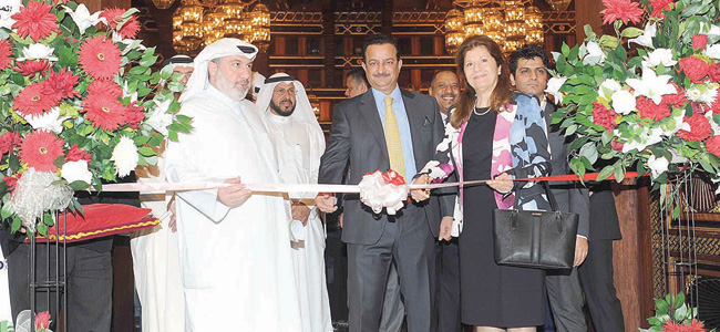 u0633u0645u064au0631u0629 u0627u0644u0633u064au062fu0639u0645u0631 u0648u0645u062du0633u0646 u062eu0644u0627u0644 u0642u0635 u0634u0631u064au0637 u0627u0644u0627u0641u062au062au0627u062d t(u062au0635u0648u064au0631 u0637u0627u0631u0642 u0639u0632u0627u0644u062fu064au0646)