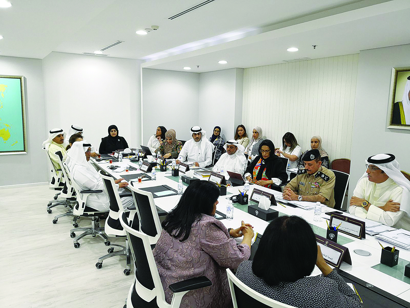 u062cu0627u0646u0628 u0645u0646 u0627u062cu062au0645u0627u0639 u0644u062cu0646u0629 u062au062du0636u064au0631 u0627u0644u062au0642u0627u0631u064au0631 u0627u0644u0643u0648u064au062au064au0629 u0627u0645u0627u0645 u0627u0644u0623u0645u0645 u0627u0644u0645u062au062du062fu0629