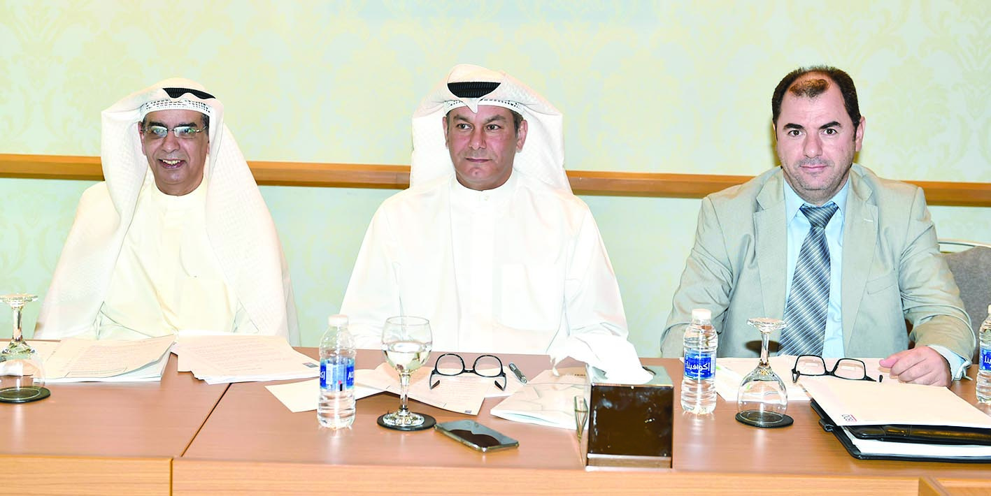 u062cu0627u0646u0628 u0645u0646 u0627u0644u0627u062cu062au0645u0627u0639         t            (u062au0635u0648u064au0631 u0633u0639u062f u0647u0646u062fu0627u0648u064a)