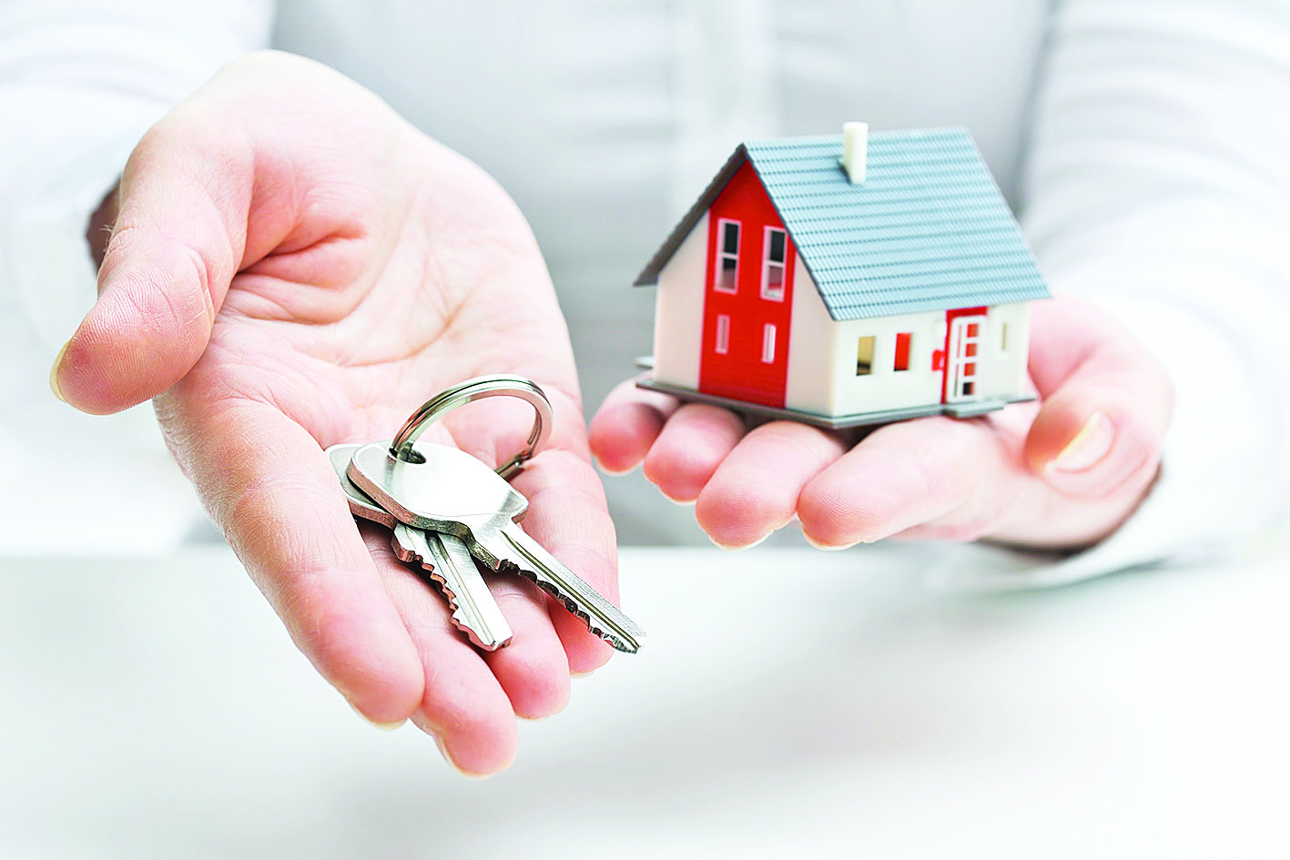 u0645u062eu0627u0648u0641 u0645u0646 u062au0631u0627u062cu0639 u0634u0647u064au0629 u0627u0644u0627u0642u062au0631u0627u0636 u0627u0644u0639u0642u0627u0631u064a