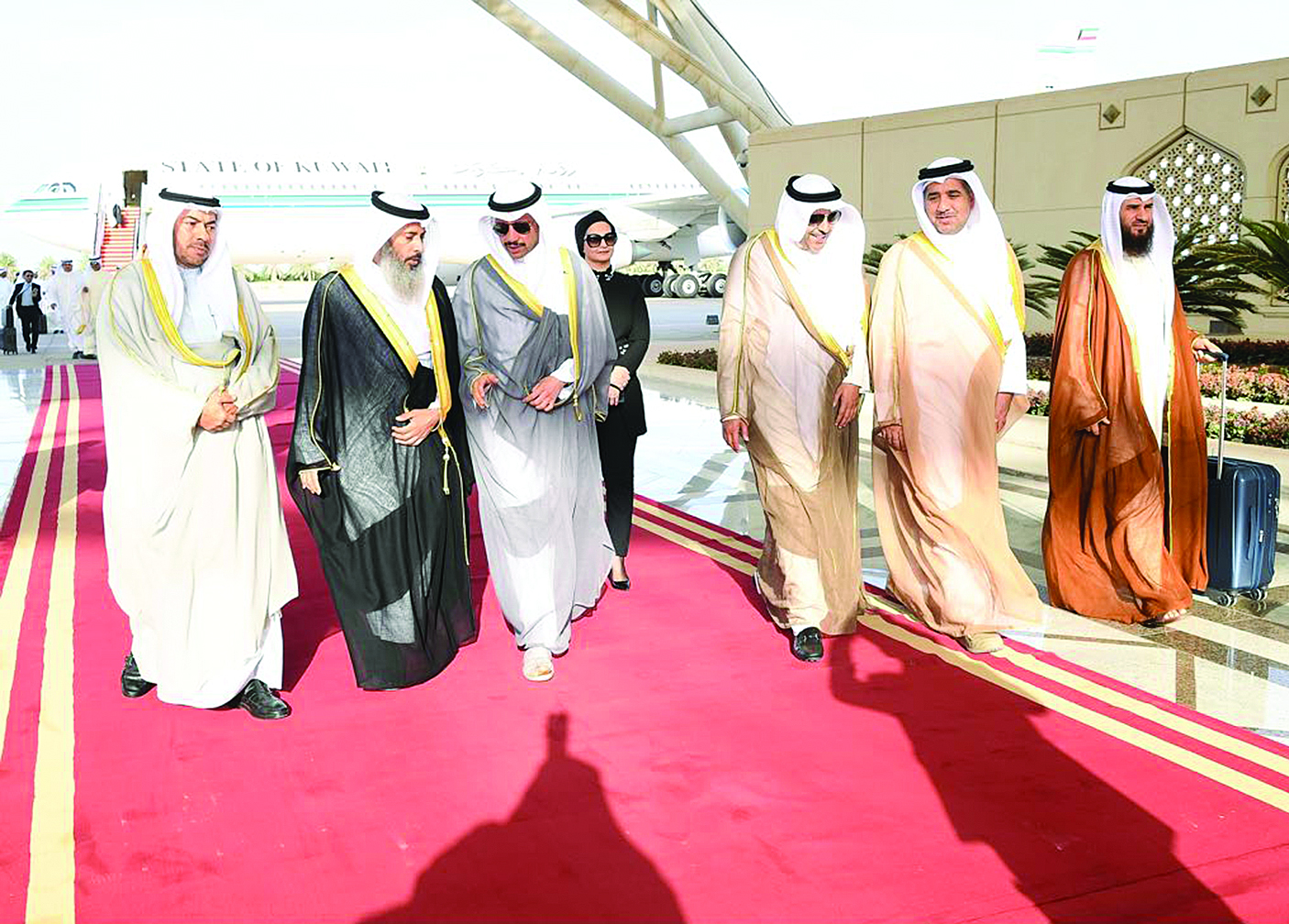 u0627u0644u063au0627u0646u0645 u0644u062fu0649 u0639u0648u062fu062au0647 u0625u0644u0649 u0627u0644u0628u0644u0627u062f u0648u0627u0644u0648u0641u062f u0627u0644u0628u0631u0644u0645u0627u0646u064a u0648u0641u064a u0627u0633u062au0642u0628u0627u0644u0647 u0627u0644u0645u0631u062fu0627u0633 u0648u0627u0644u062cu0628u0631u064a