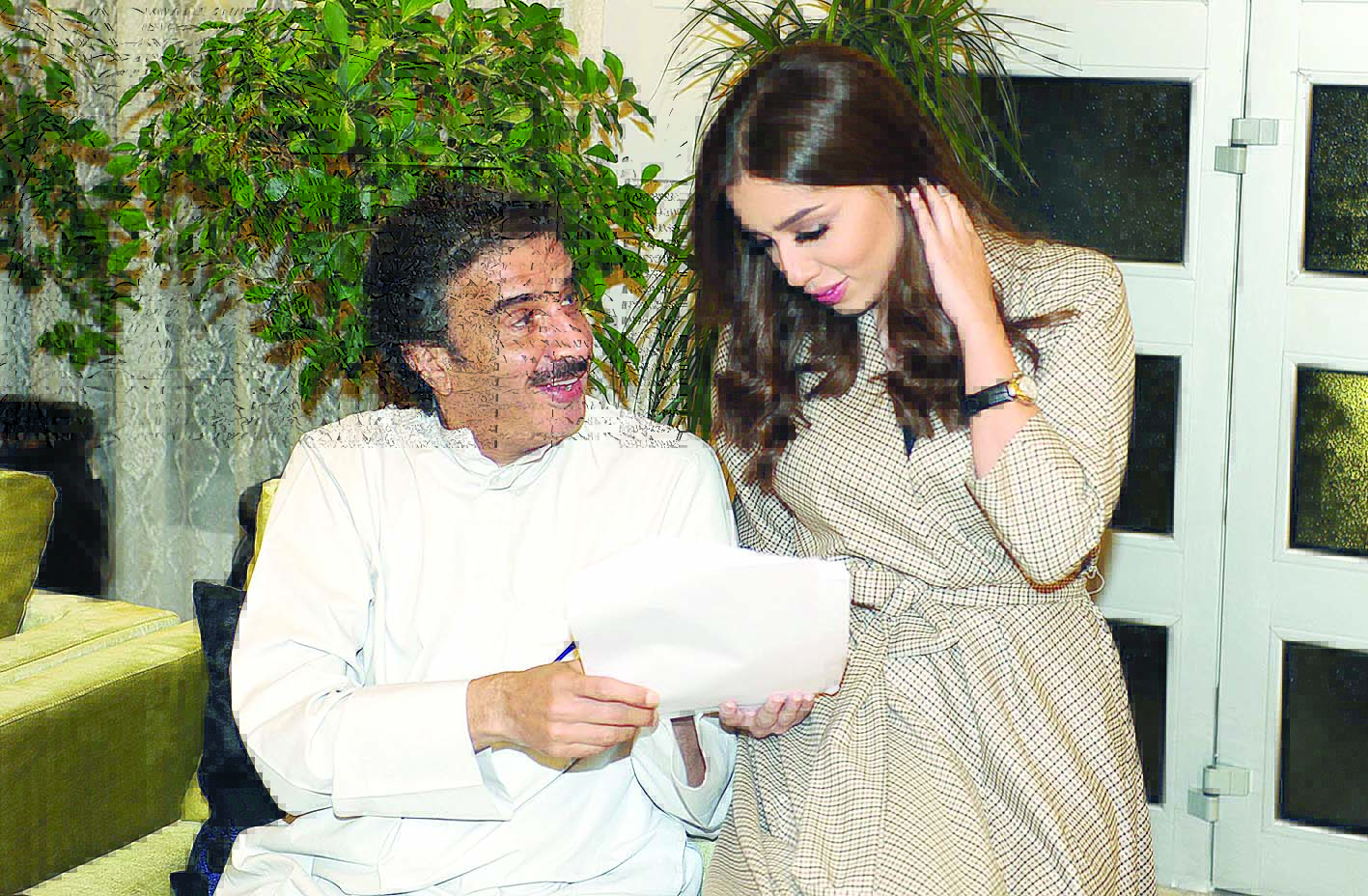 حسين المنصور مراجعاً الحوار مع صابرين بورشيد