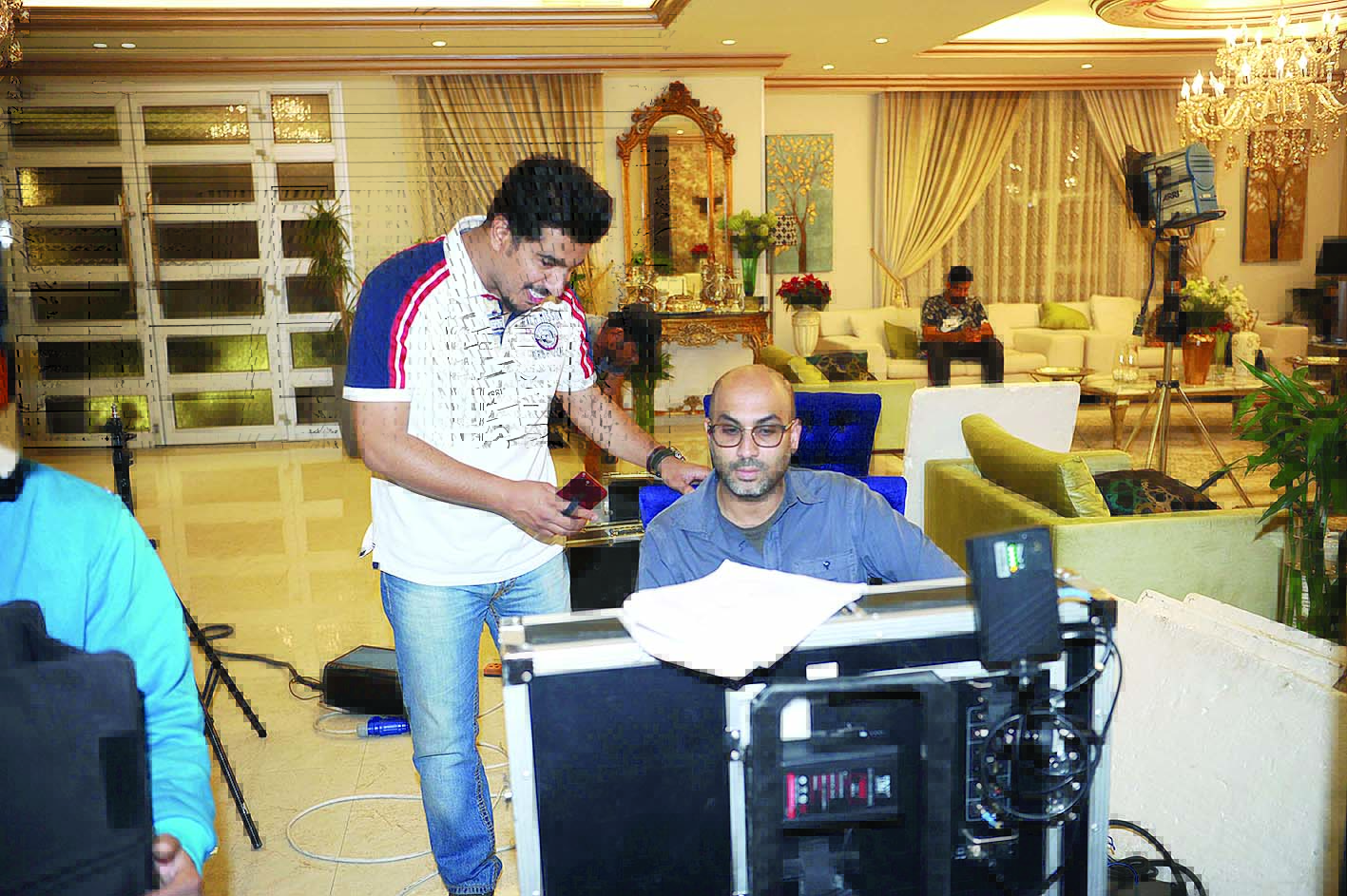 سعد العدواني يتابع مع المخرج الحليبي