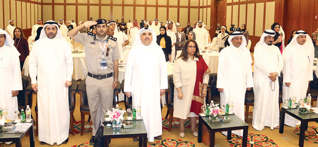 u0627u0644u0645u0634u0627u0631u0643u0648u0646 u0641u064a u0627u0644u0645u0624u062au0645u0631 u0623u062bu0646u0627u0621 u0639u0632u0641 u0627u0644u0646u0634u064au062f u0627u0644u0648u0637u0646u064a t(u062au0635u0648u064au0631 u0628u0633u0627u0645 u0632u064au062fu0627u0646)