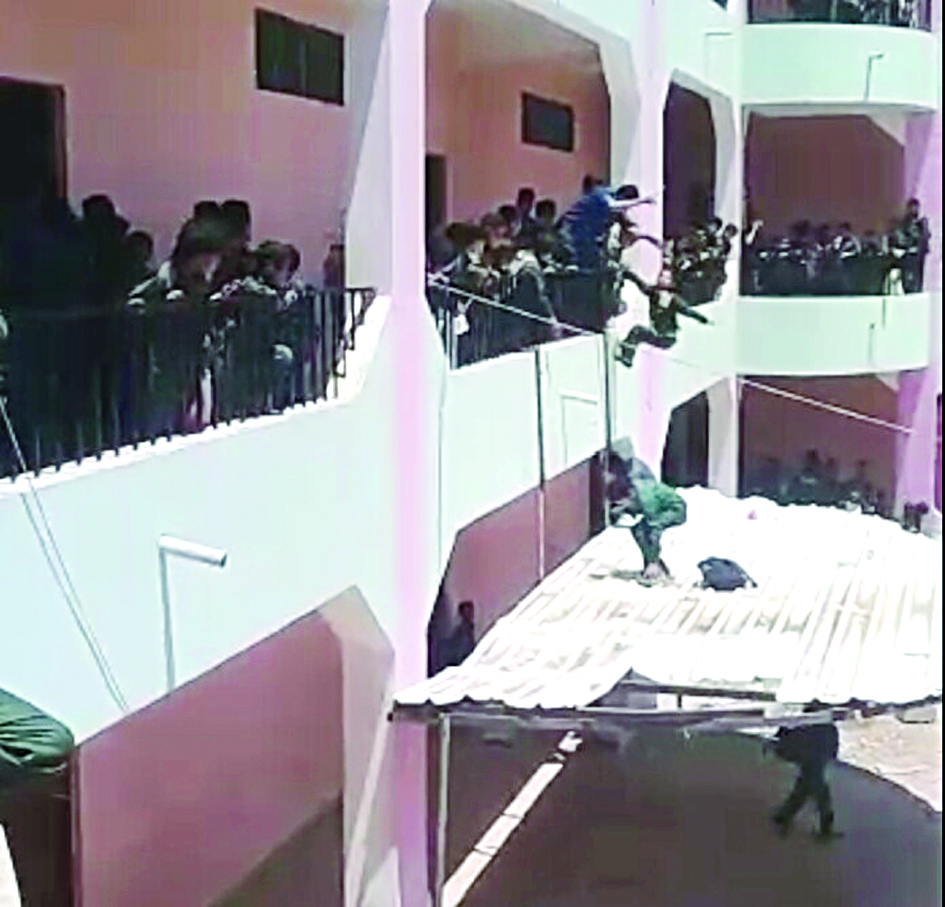 u0627u0644u0645u062fu064au0631 u064au0644u0642u064a u0628u0637u0627u0644u0628 u0645u0646 u0639u0644u064d