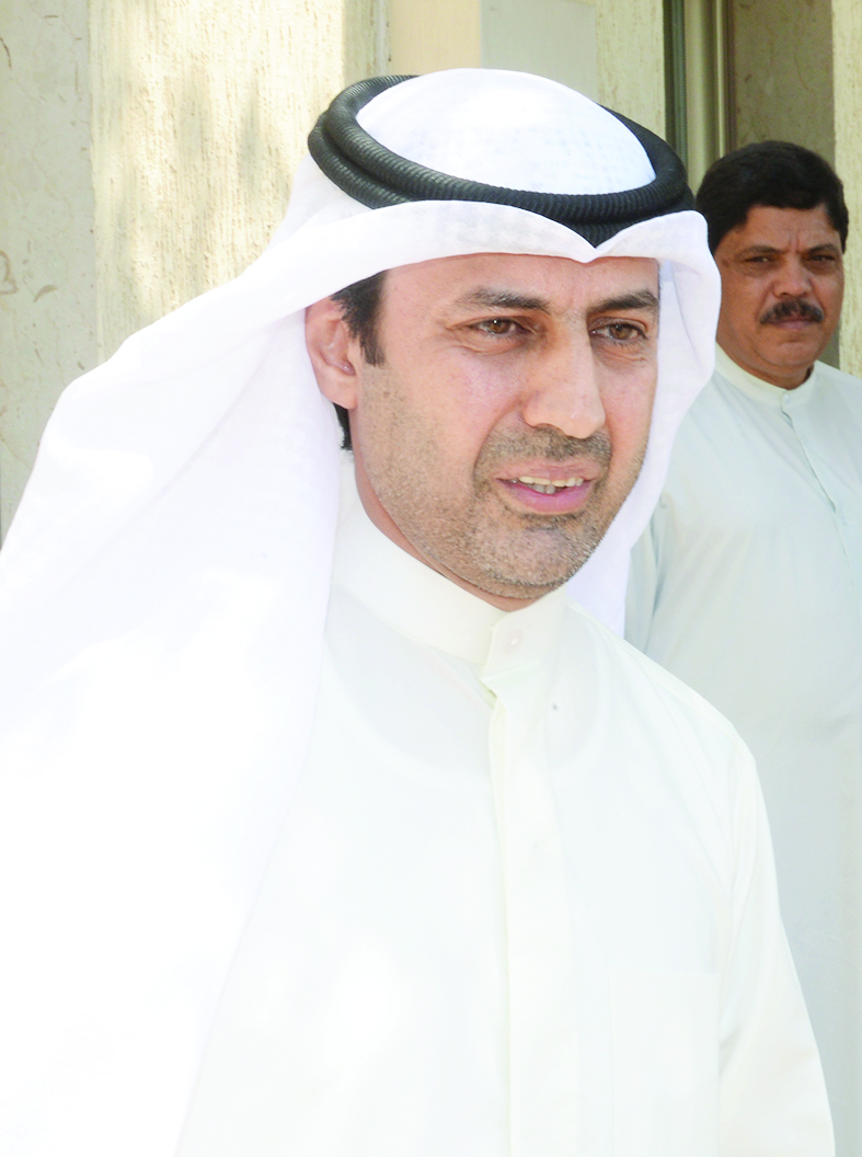 علي العازمي