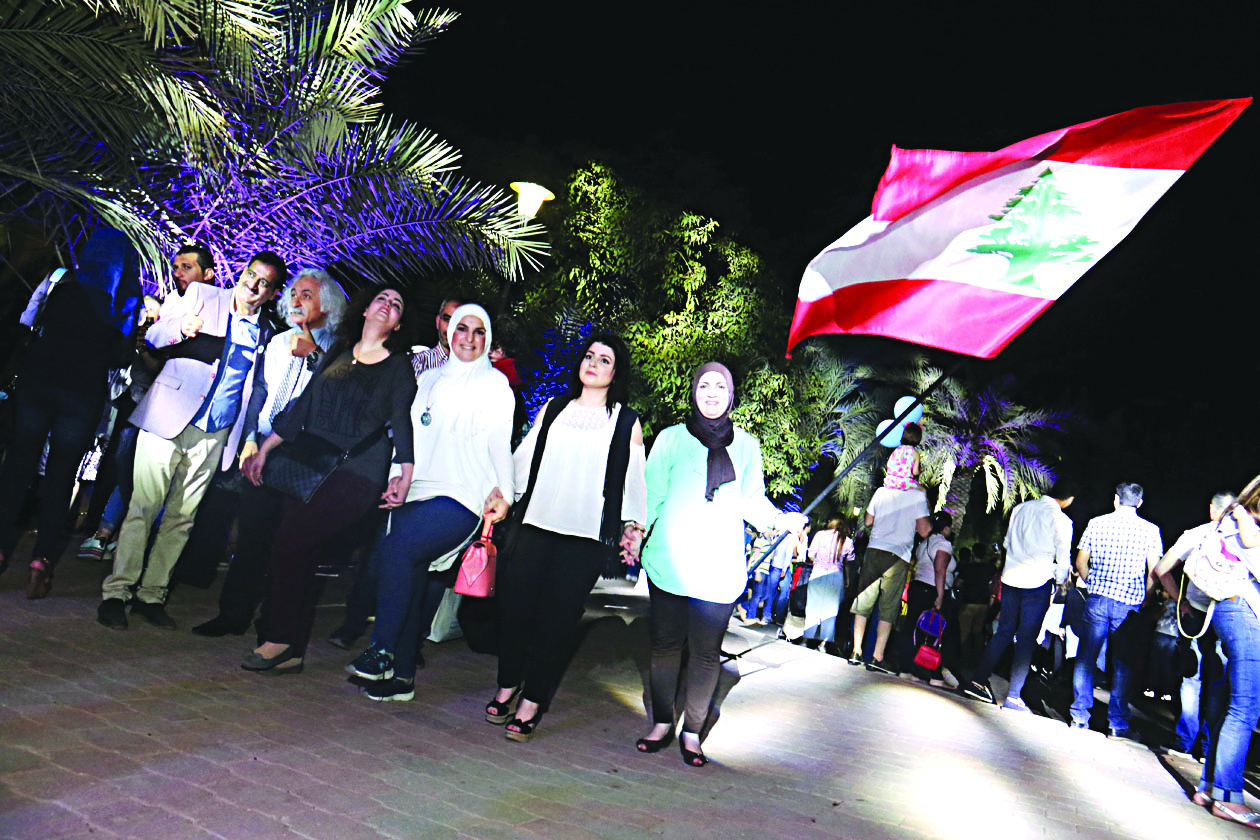 «الدبكة» اللبنانية حاضرة في المهرجان		 (تصوير بسام زيدان)