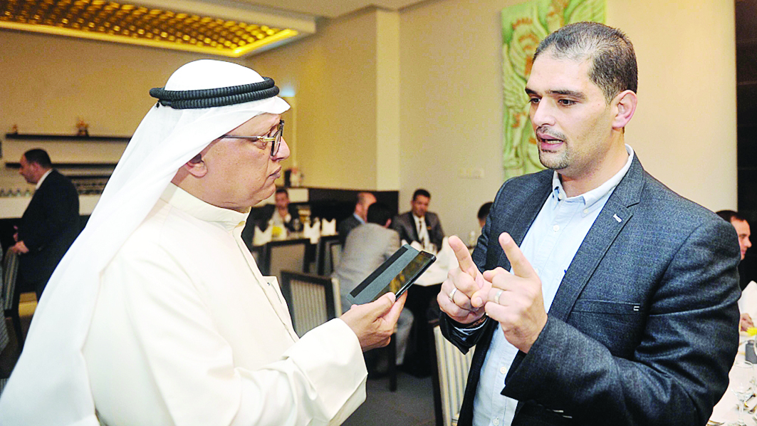 u0627u0644u0631u0648u0633u0627u0646 u0645u062au062du062fu062bu0627 u0644u0644u0632u0645u064au0644 u062eu0627u0644u062f u0627u0644u0634u0631u0642u0627u0648u064a