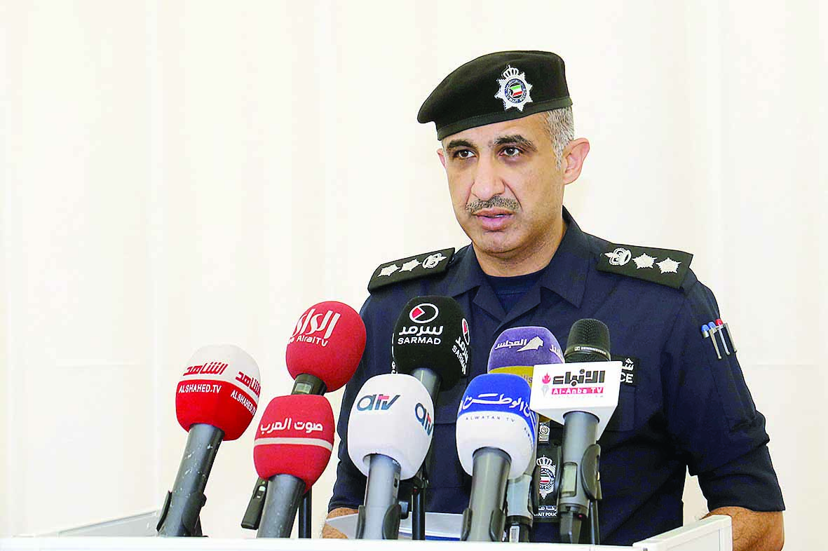 صلاح الشطي متحدثاً في ختام اليوم الخامس 	(تصوير بسام زيدان)