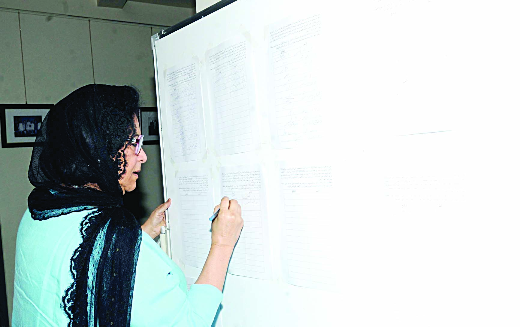 حملة تواقيع ضد الإساءة للمرأة 	                          