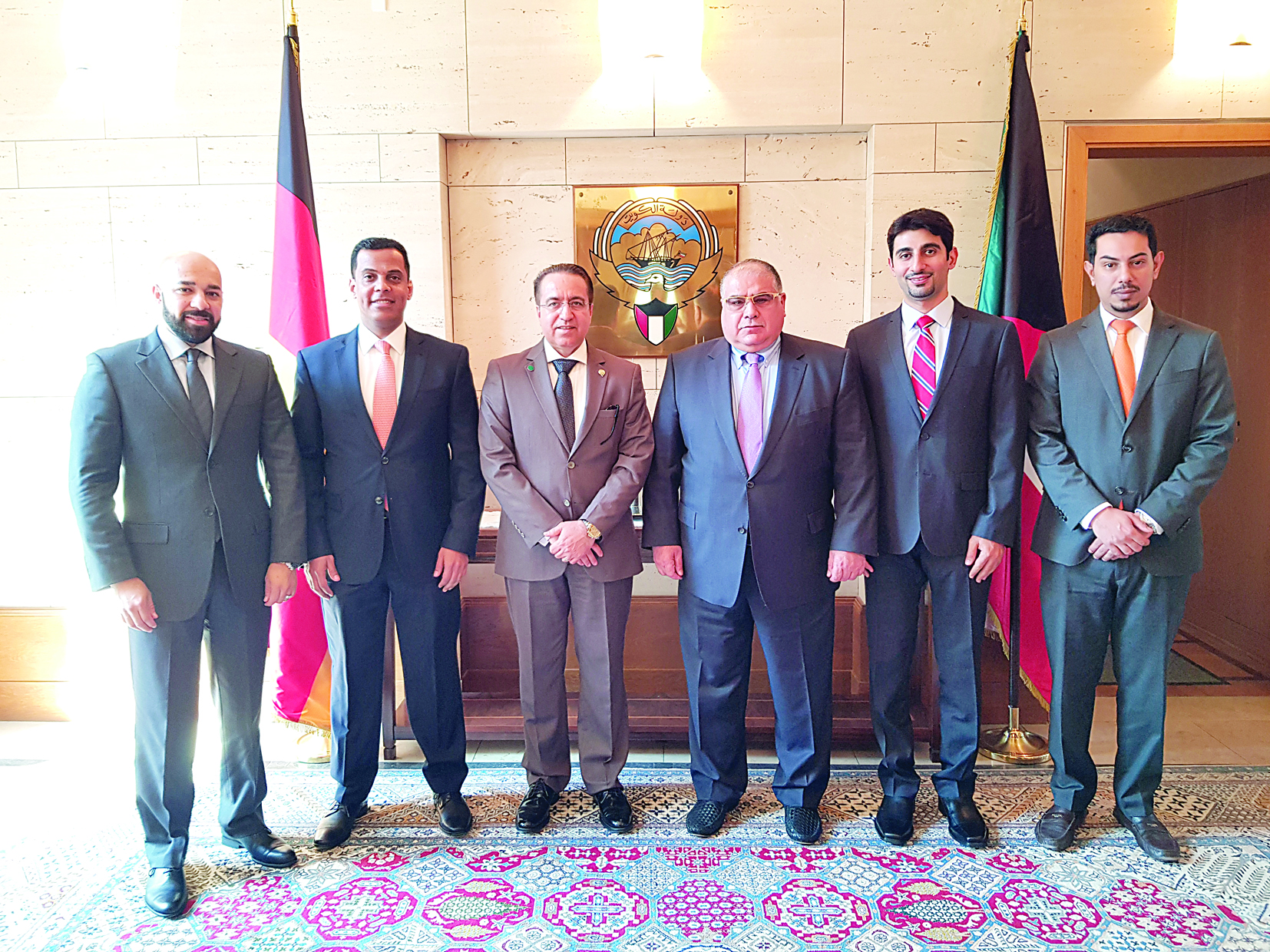 u0628u0648u0634u0647u0631u064a u0648u0627u0644u0633u0641u064au0631 u0627u0644u0639u064au0633u0649 u0648u0623u0639u0636u0627u0621 u0627u0644u0633u0641u0627u0631u0629