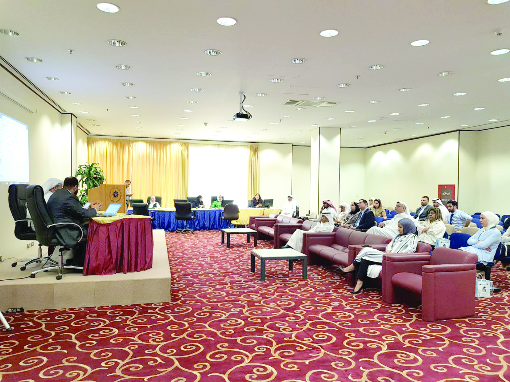 u062cu0627u0646u0628 u0645u0646 u0627u0644u0648u0631u0634u0629