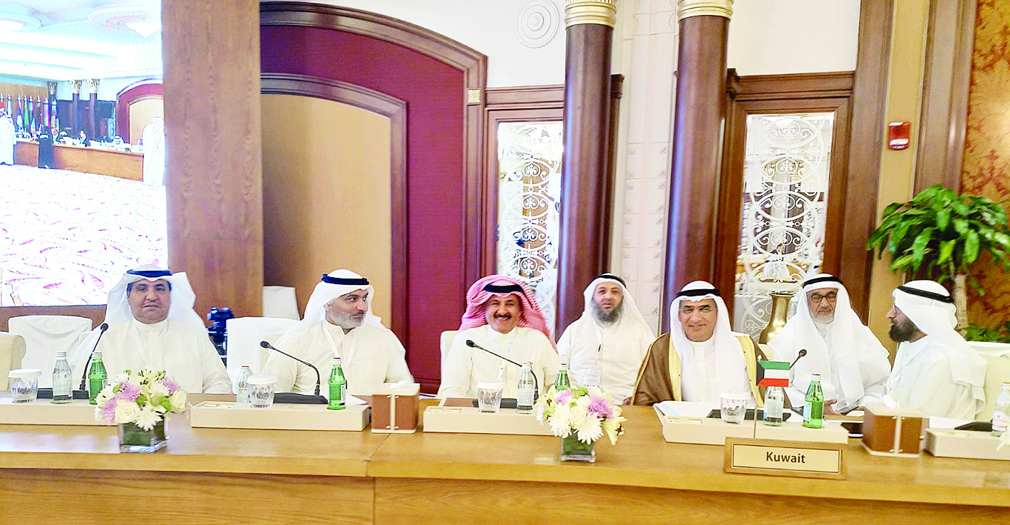 u0627u0644u0631u0634u064au062fu064a u0645u062au0631u0626u0633u0627u064b u0648u0641u062f u0627u0644u0643u0648u064au062a u062eu0644u0627u0644 u0627u0644u0627u062cu062au0645u0627u0639