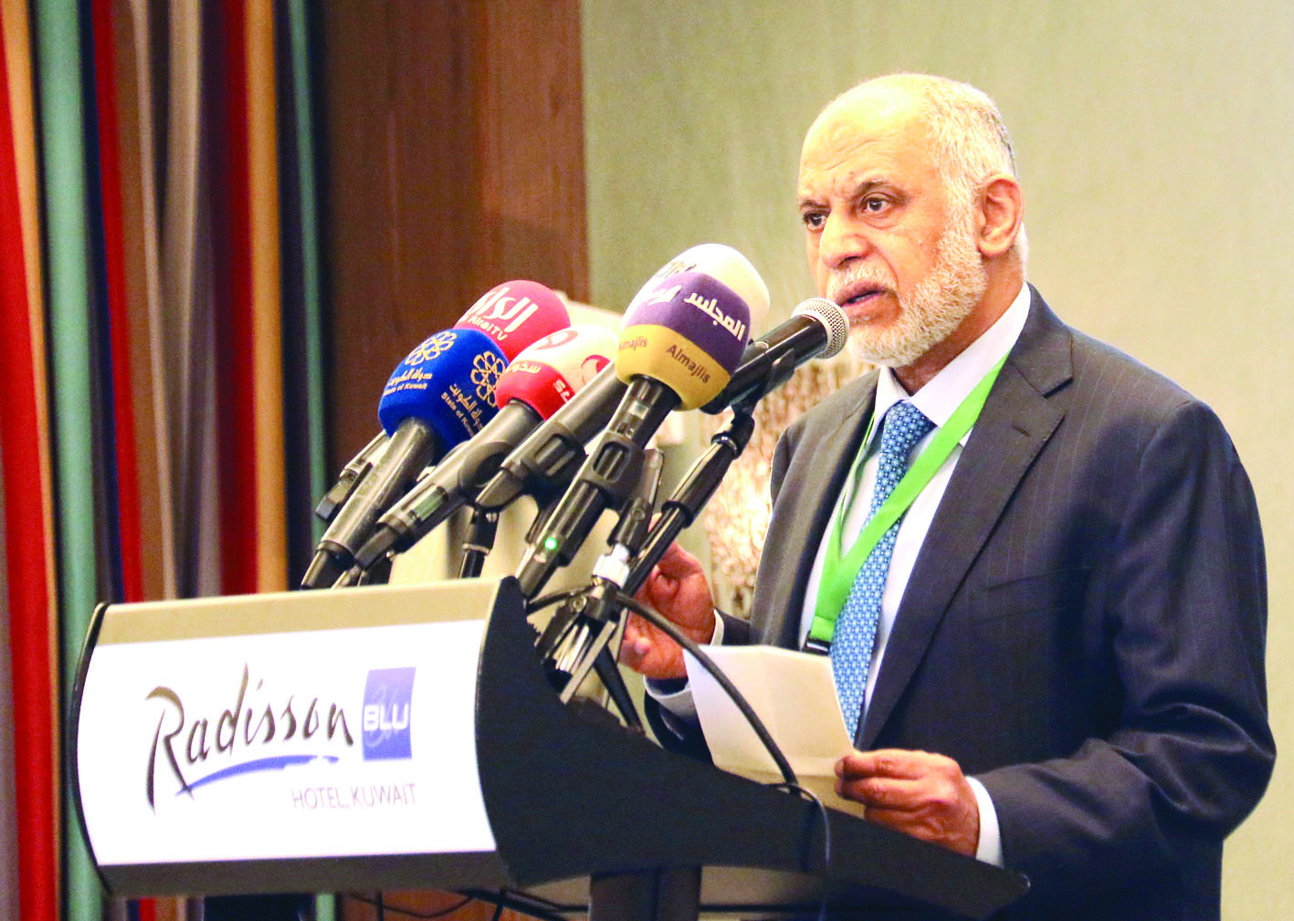 محمد الجارالله متحدثاً 