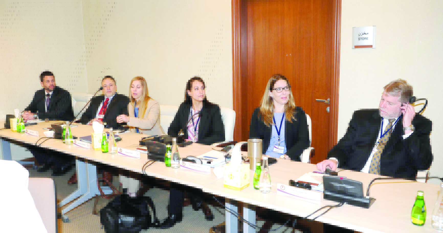 متابعة من الوفد الأميركي