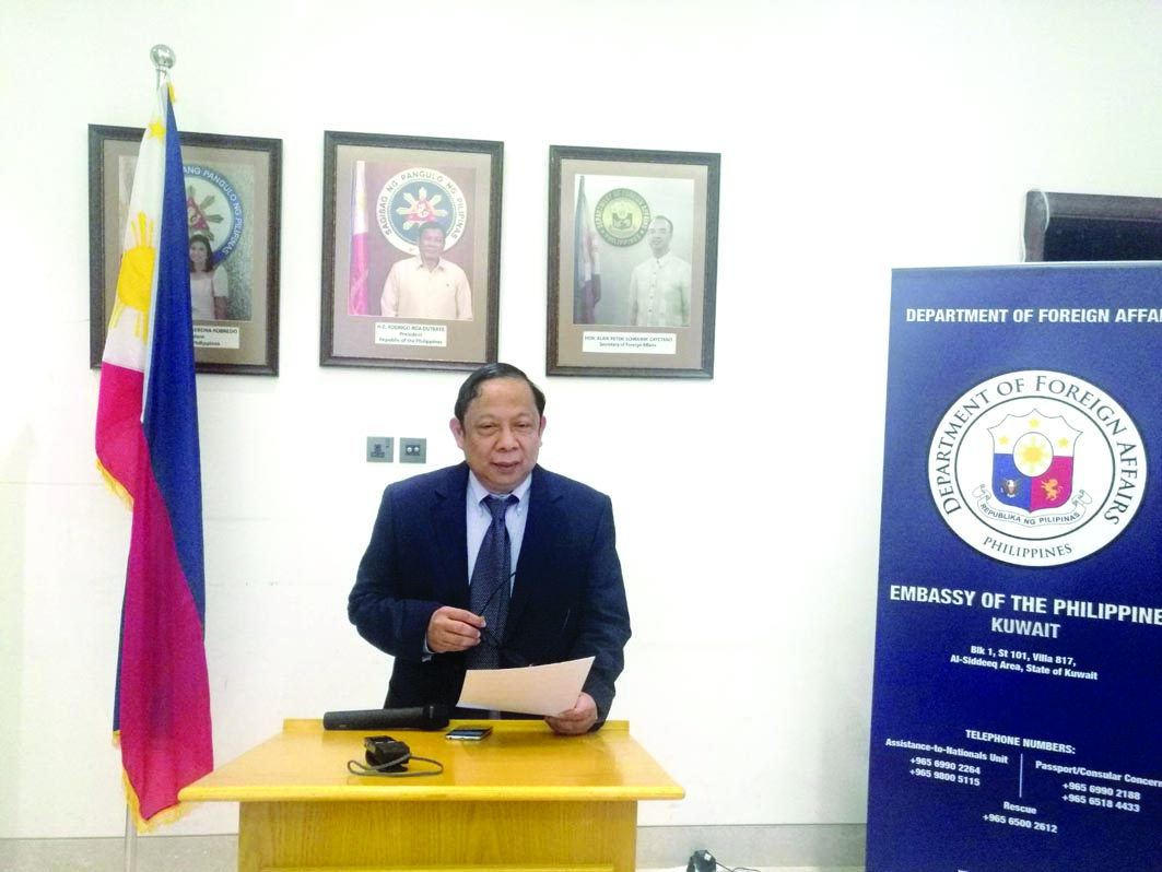 u0627u0644u0633u0641u064au0631 u0627u0644u0641u064au0644u0628u064au0646u064a u0645u062au062du062fu062bu0627u064b u0641u064a u0627u0644u0645u0624u062au0645u0631 u0627u0644u0635u062du0627u0641u064a u0628u0645u0628u0646u0649 u0627u0644u0633u0641u0627u0631u0629   (u062au0635u0648u064au0631 u062eu0627u0644u062f u0627u0644u0634u0631u0642u0627u0648u064a)