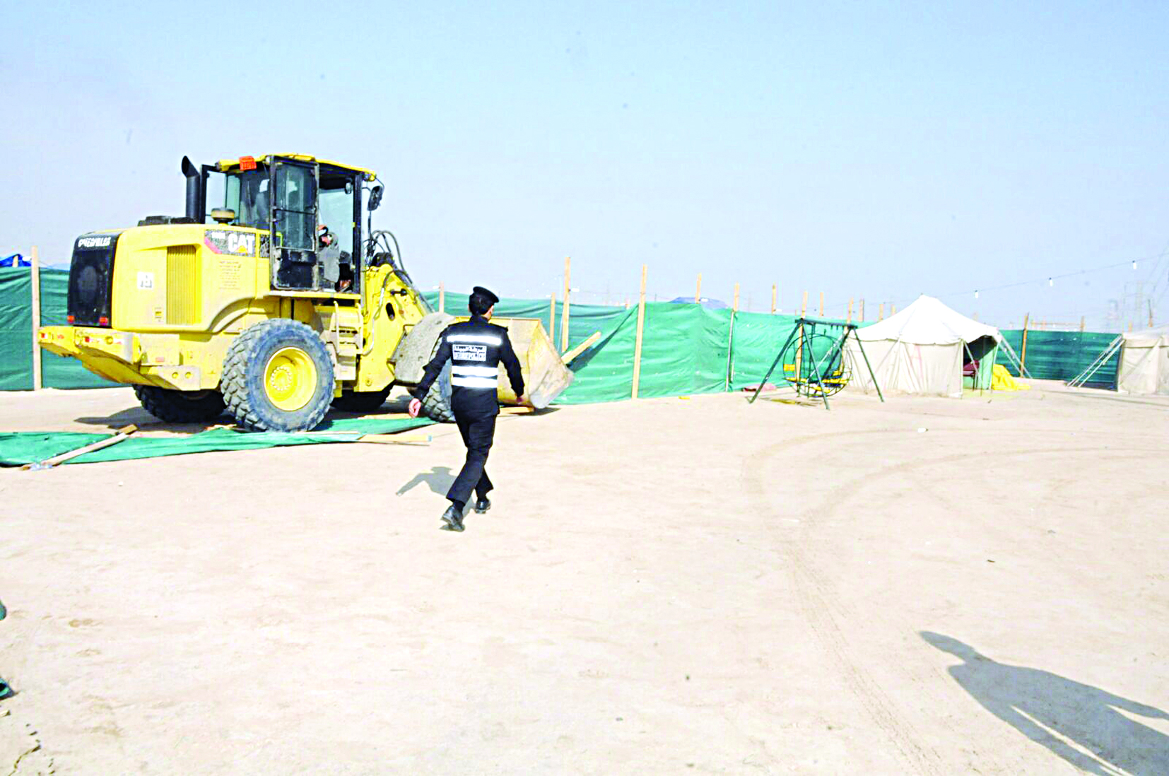 إزالة مخالفات المخيمات الربيعية بالتعاون مع البلدية